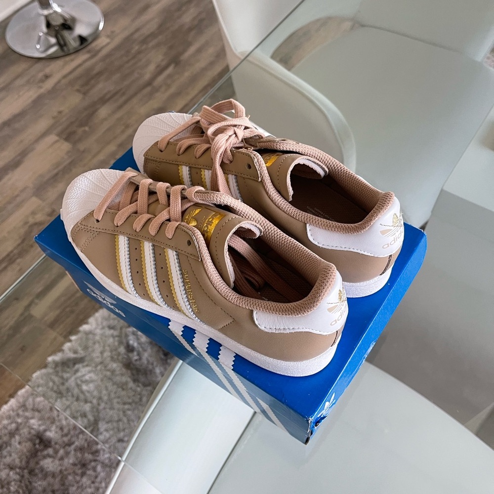 Adidas Superstar W sneakers